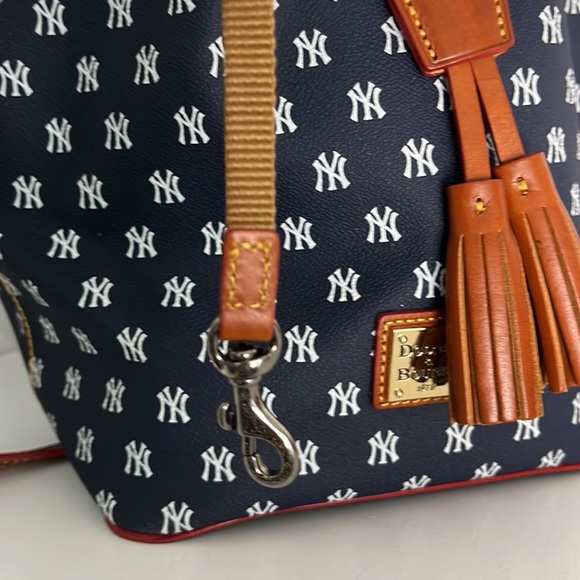 Dooney & Bourke
New York Yankees Kendall Crossbody - Picture 7 of 7